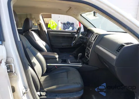 2008 Chrysler 300 Touring из США, поврежденный, VIN 2C3KA53G08H255822